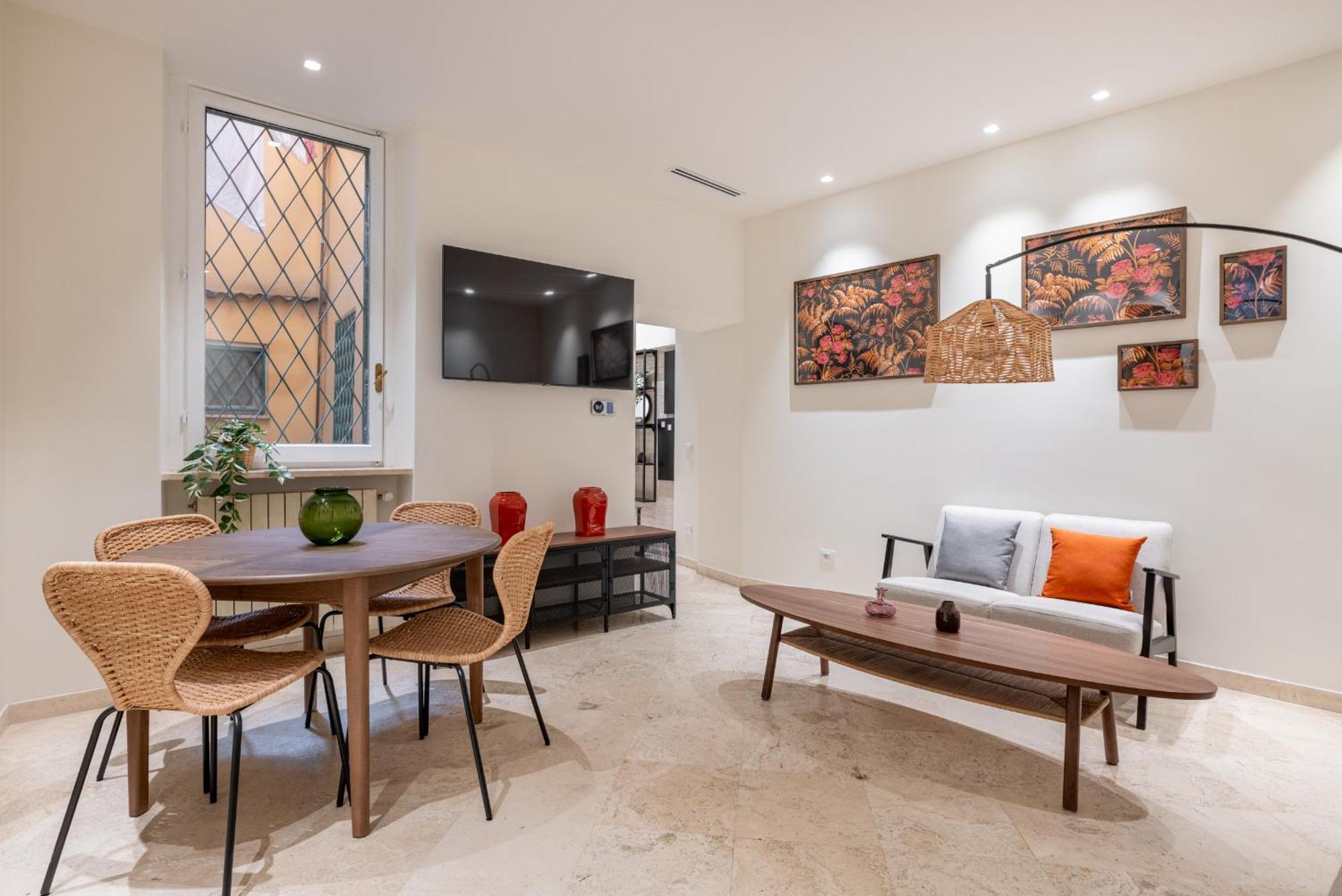 Charming 3 Bedroom Apartment In The Historic Center Roma Dış mekan fotoğraf